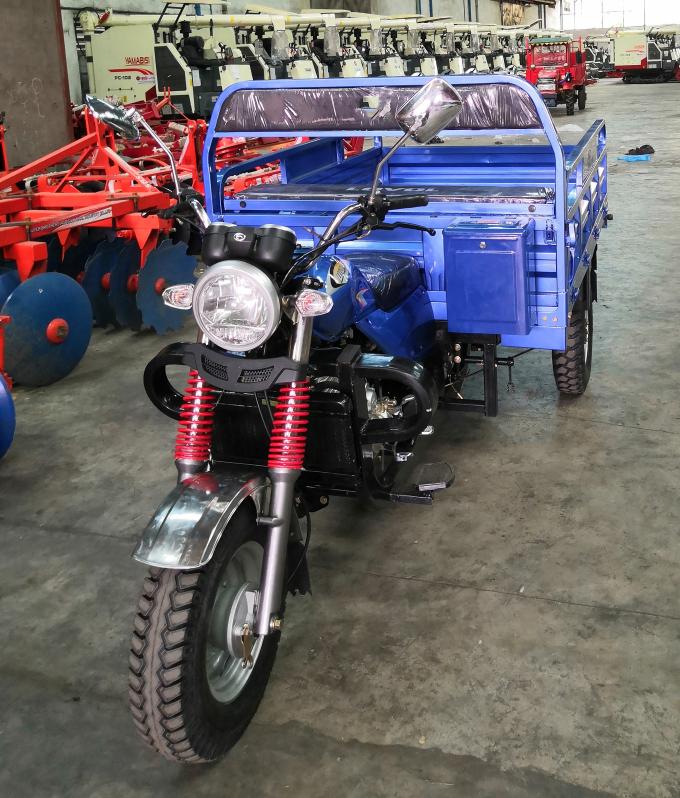Triciclos motorizados motor del cargo 250cc del agua/por aire de la refrigeración usados en zona rural 0